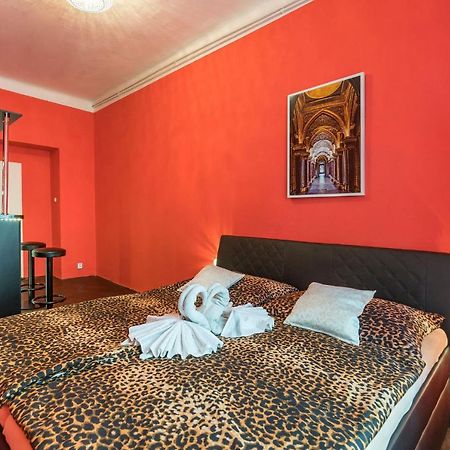 Apartman Exclusive Prague Whirlpool מראה חיצוני תמונה